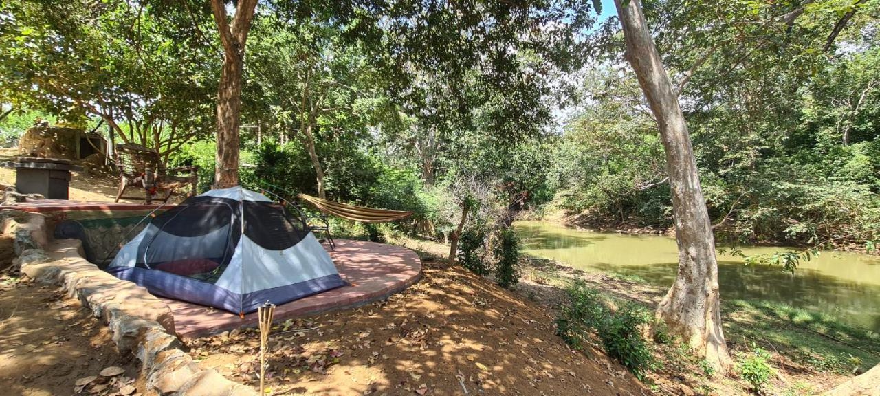 Humbhaha Jungle Yala Nature Eco Resort Kataragama Exterior foto